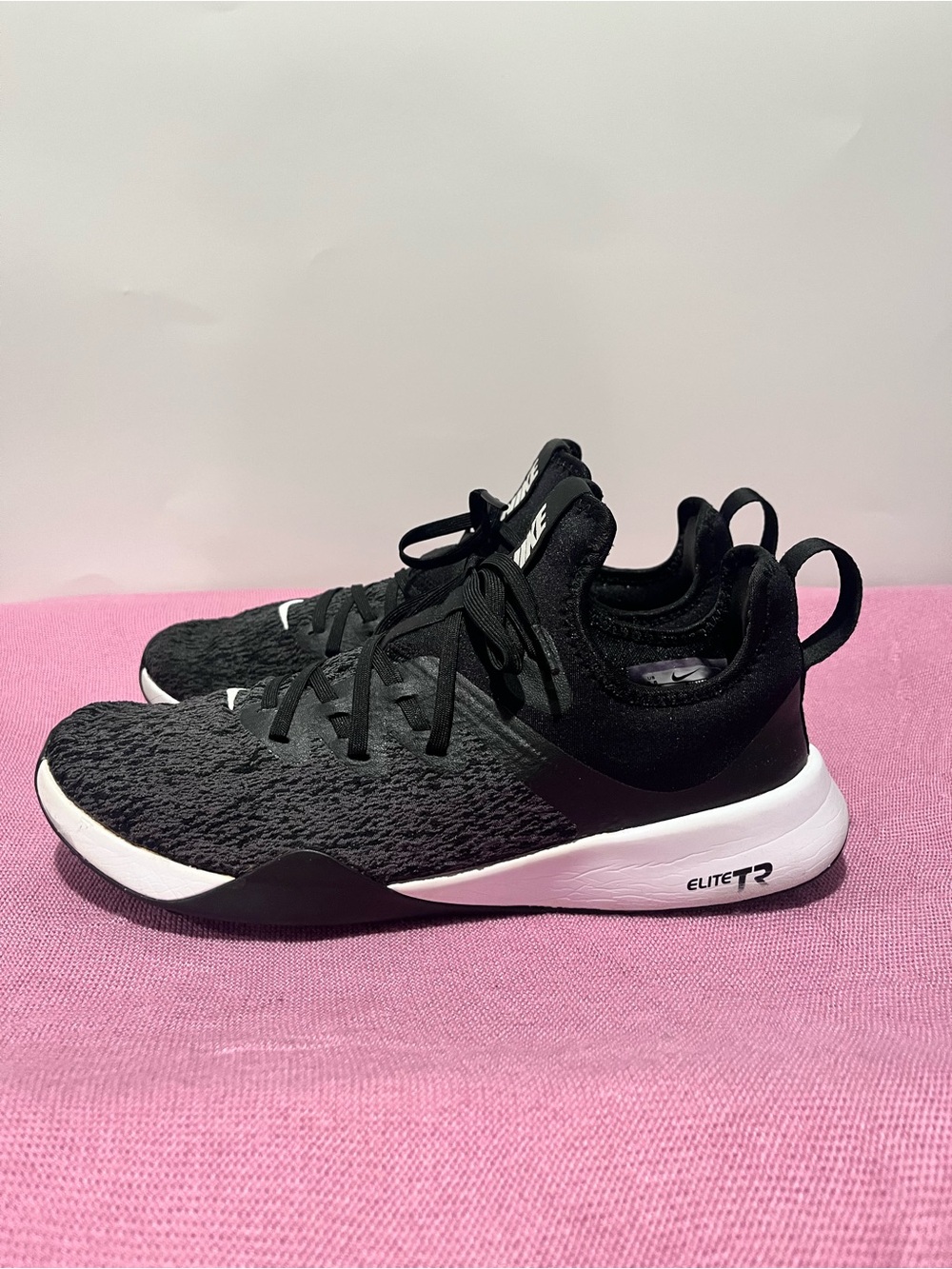 Nike Elite TR training sneakers size 8.5 - Picture 3 of 8